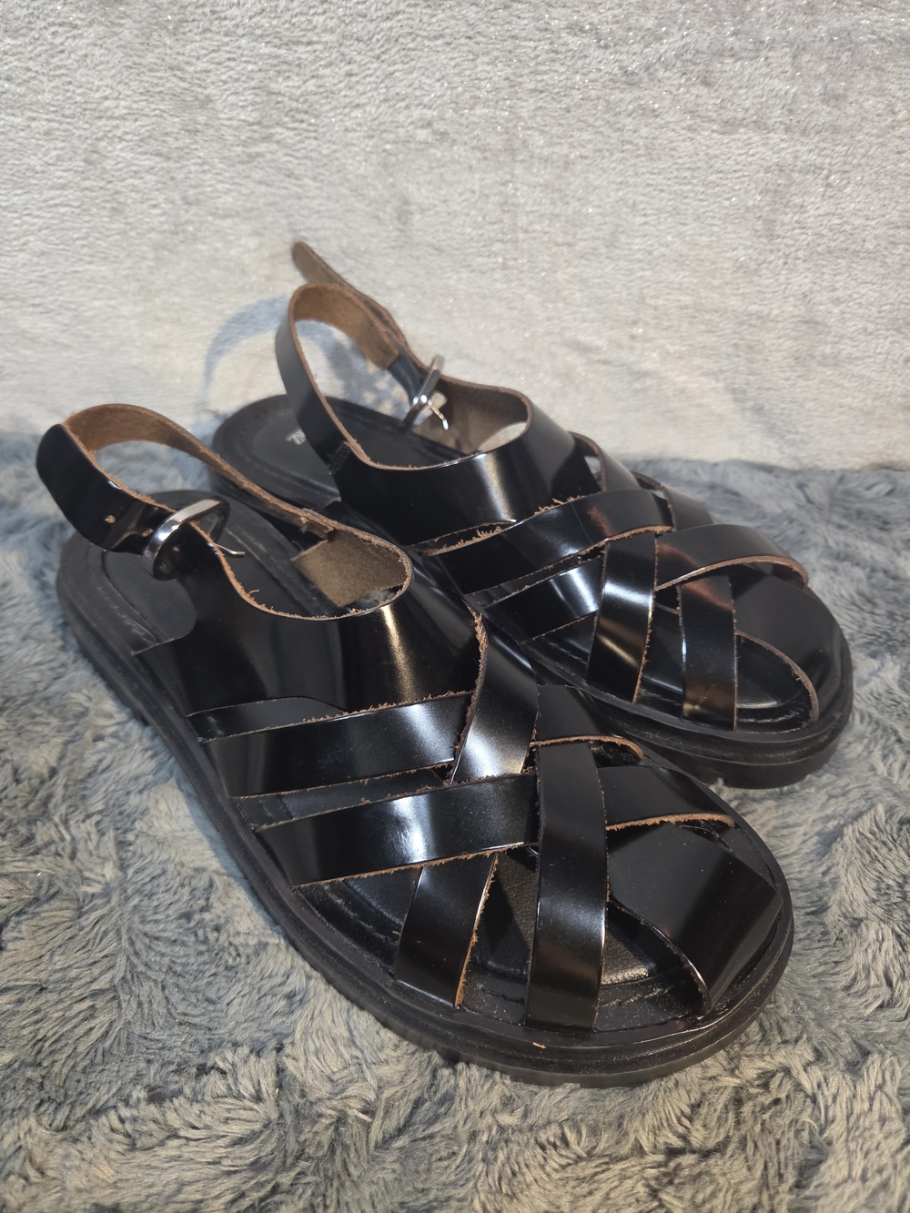 Zara Black Strappy Fisherman Sandals